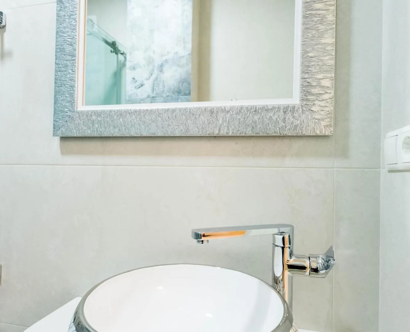Liberty Deluxe 2025 Apartman Tbiliszi
