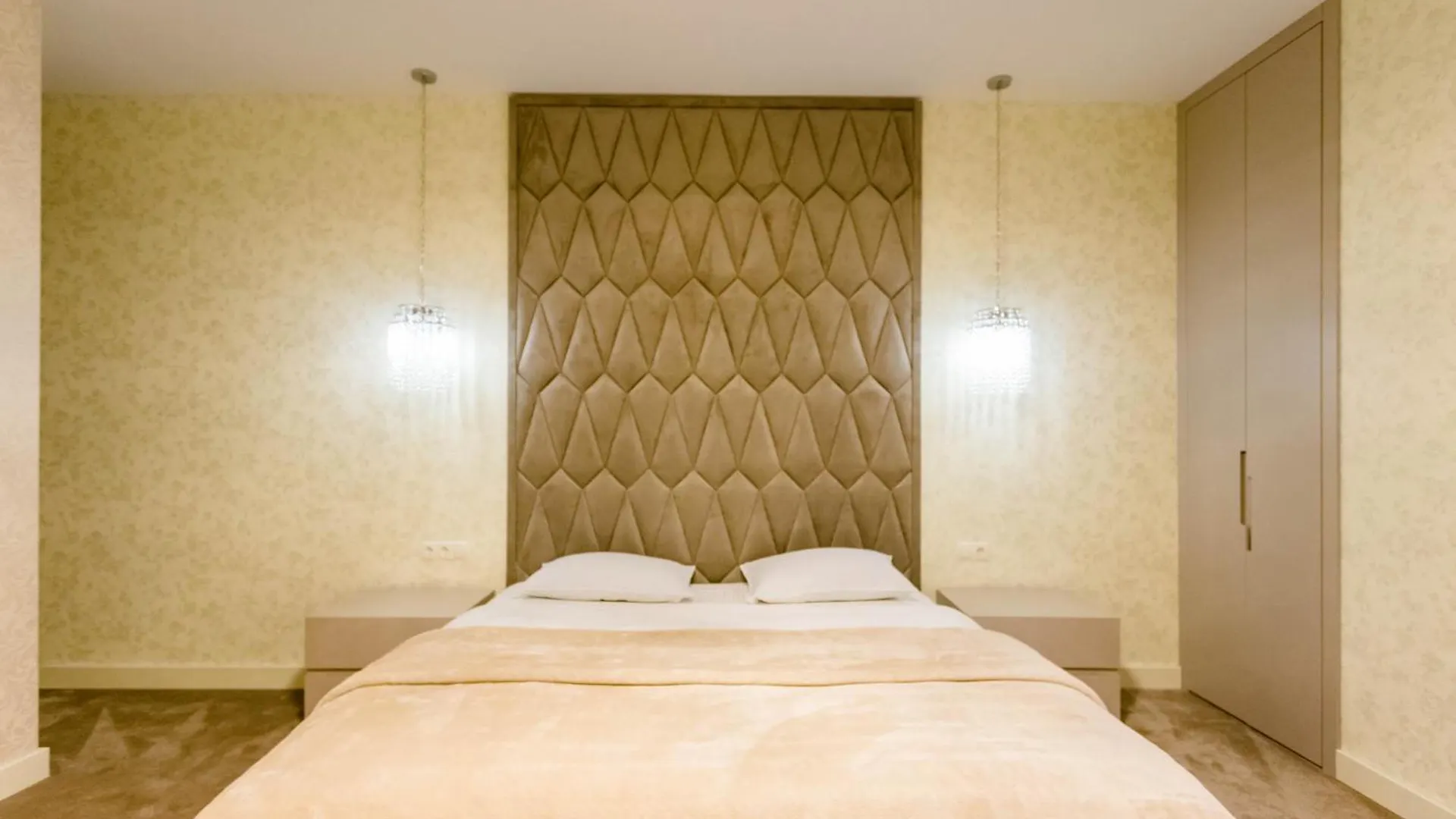 Liberty Deluxe 2025 Apartman Tbiliszi