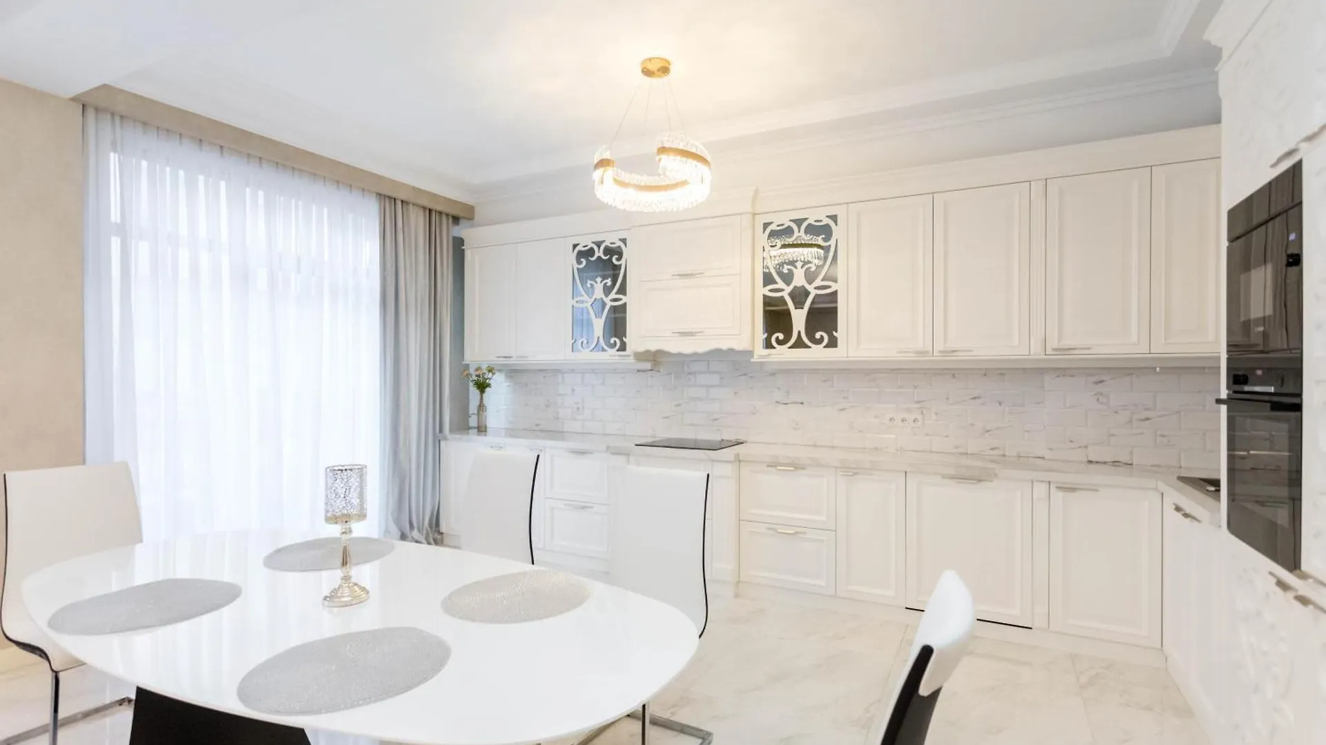 Liberty Deluxe 2025 Apartman Tbiliszi 0*,  Grúzia
