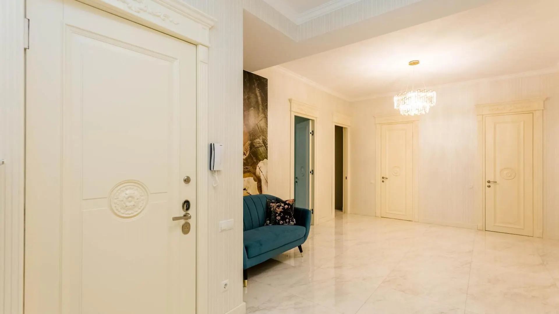 Liberty Deluxe 2025 Apartman Tbiliszi